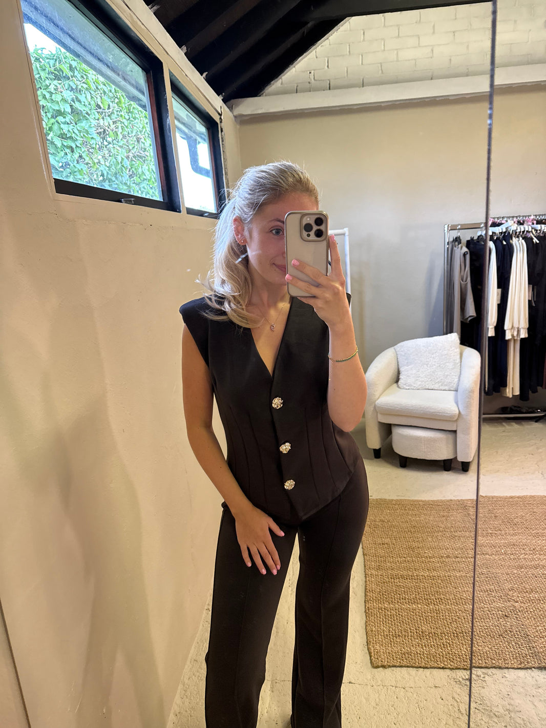Lara co ord